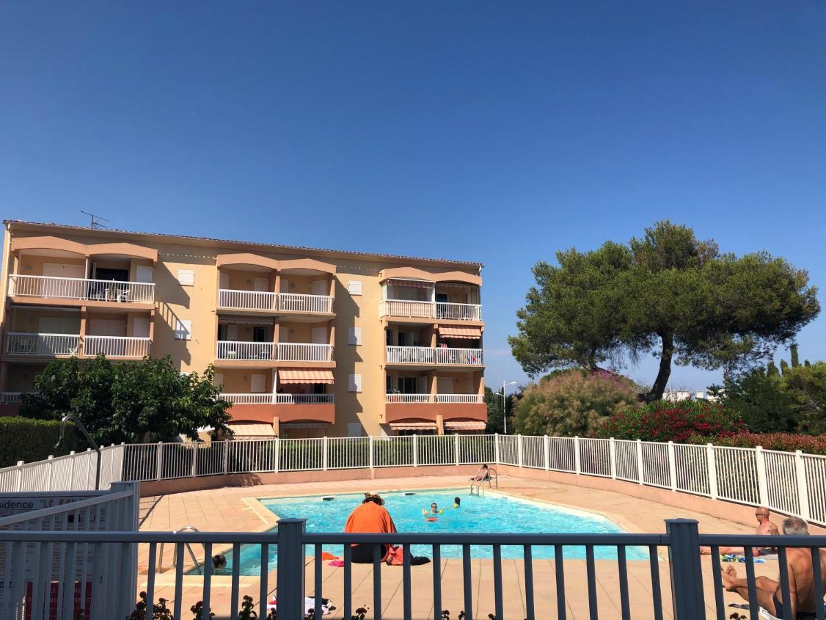 Apartment Newly Renovated Aircond-Wifi-Pool-Sea View-150M To Beaches- Saint Aygulf Exteriér fotografie
